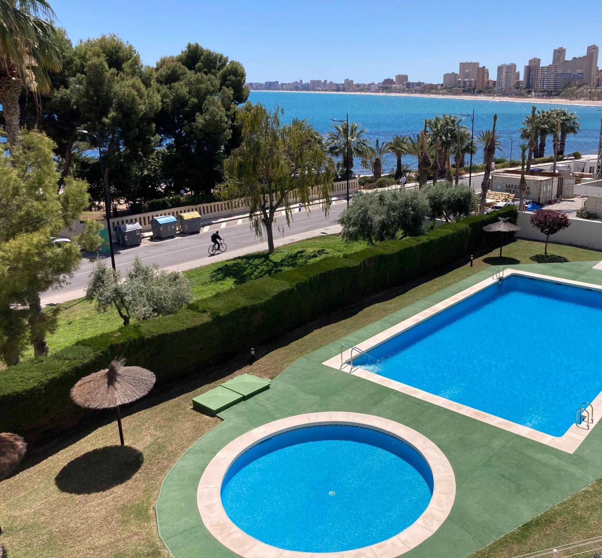 B L U E: Muchavista Sea View Apartment El Campello Extérieur photo