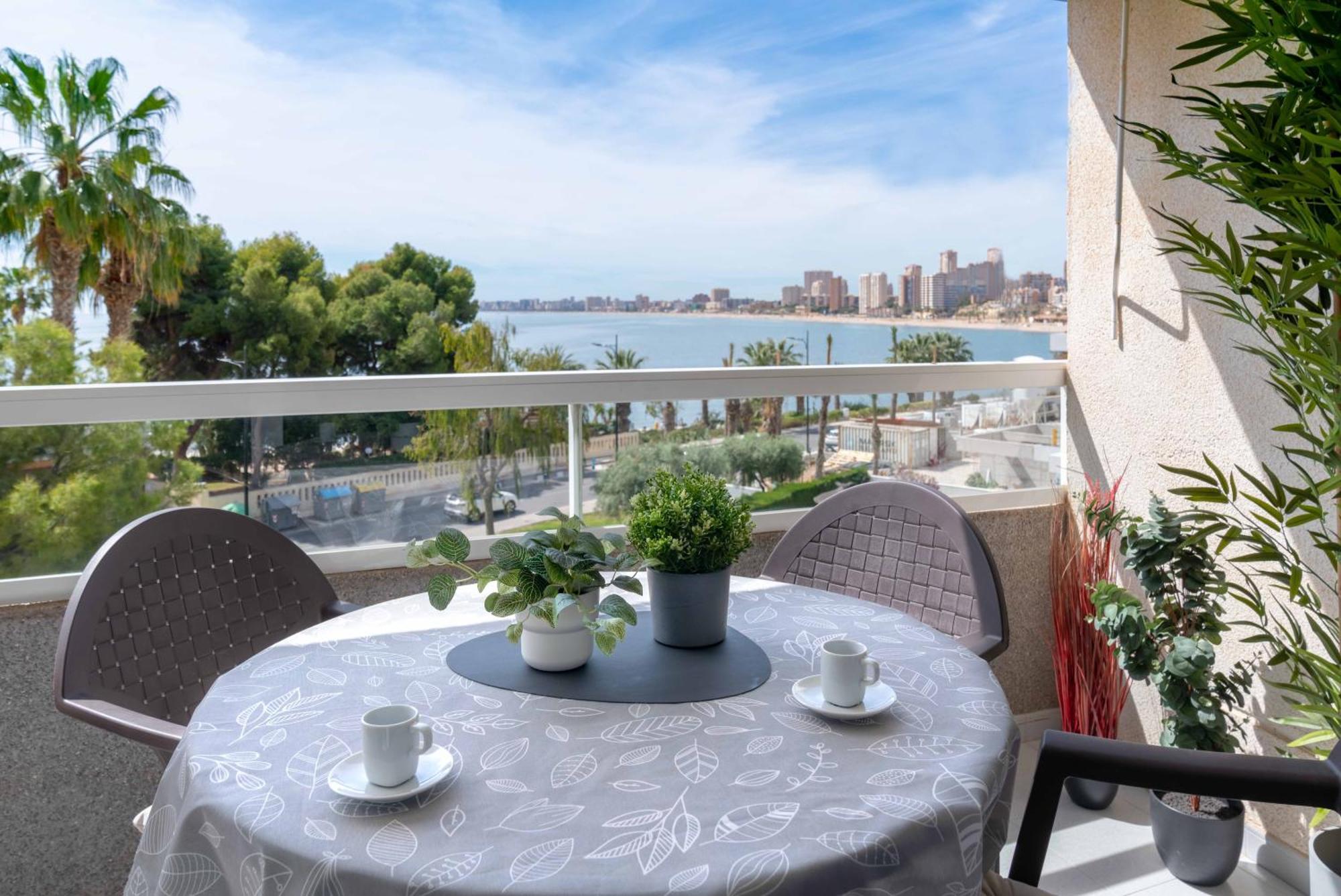 B L U E: Muchavista Sea View Apartment El Campello Extérieur photo