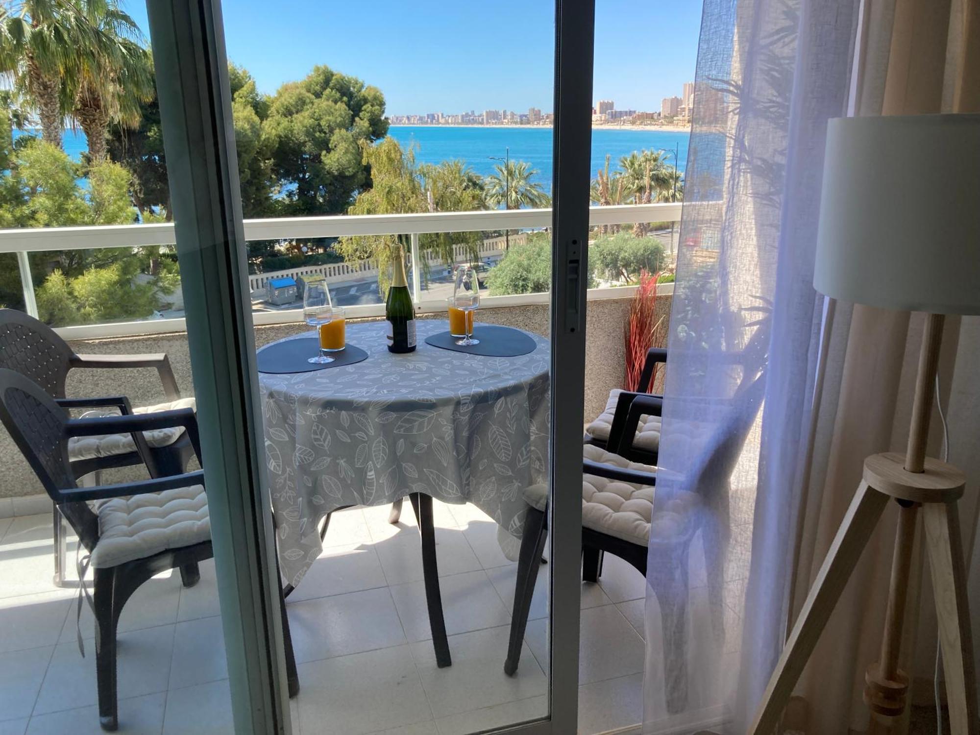 B L U E: Muchavista Sea View Apartment El Campello Extérieur photo